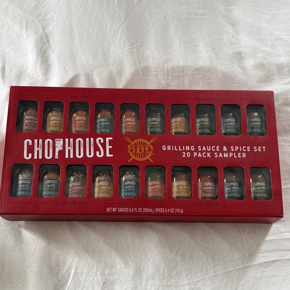 NWT BBQ Grilling Sauce & Spice Set - 20 Pack Sampler